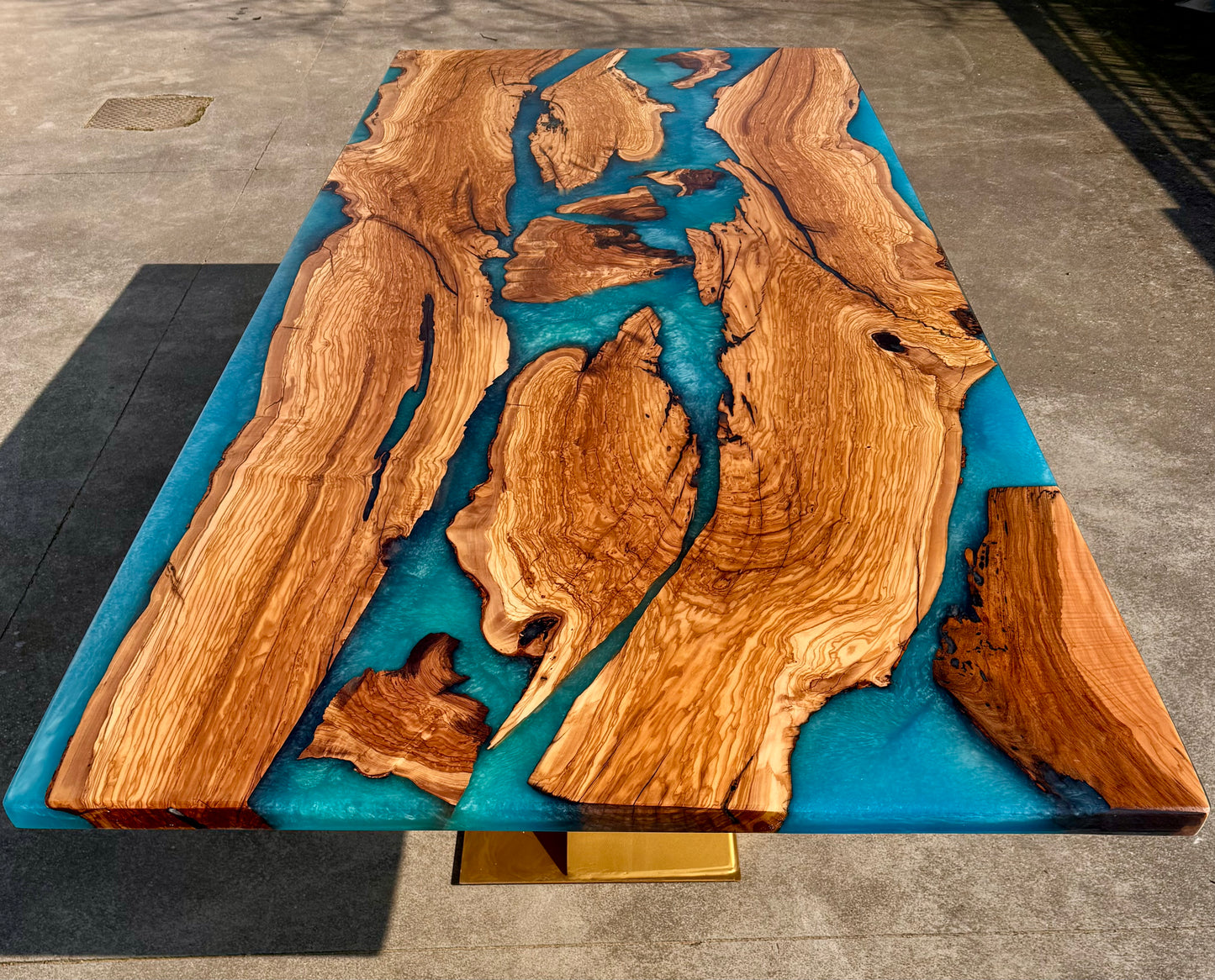 Continental - Tavolo da pranzo in legno e resina