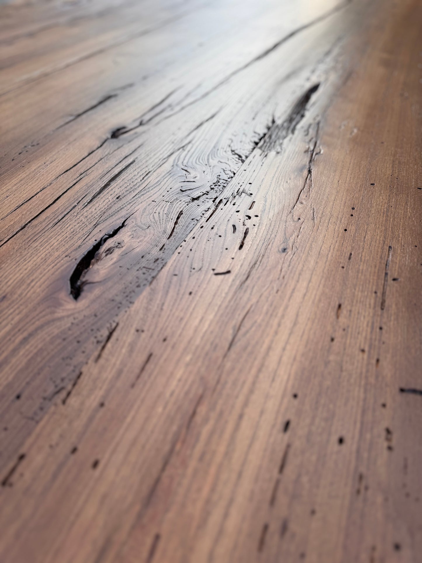 Brutalist - Tavolo da pranzo in legno massello Brutalist