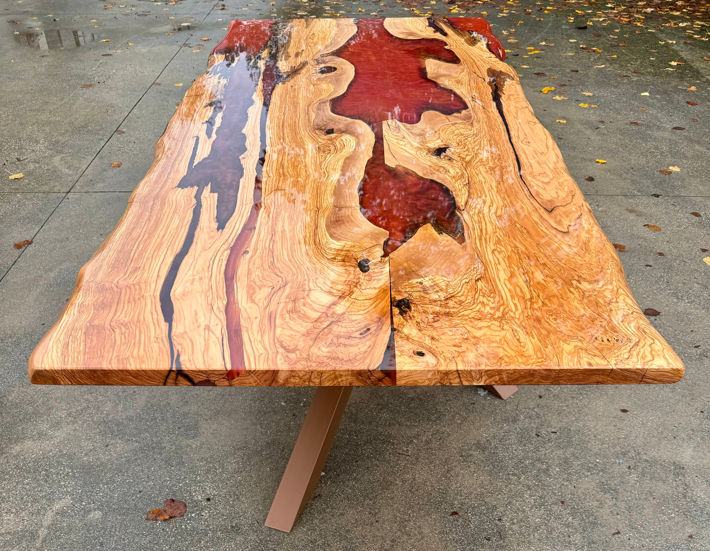 Rubio - Tavolo in legno e resina