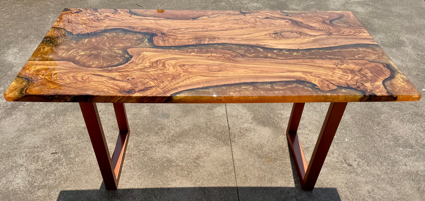Rame - Tavolo in legno e resina