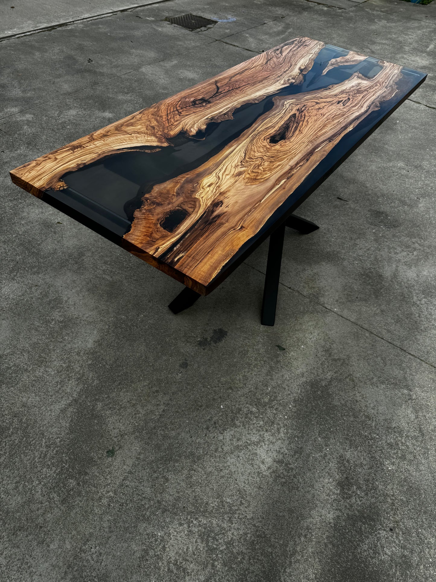 DELTA - River Table in legno e resina