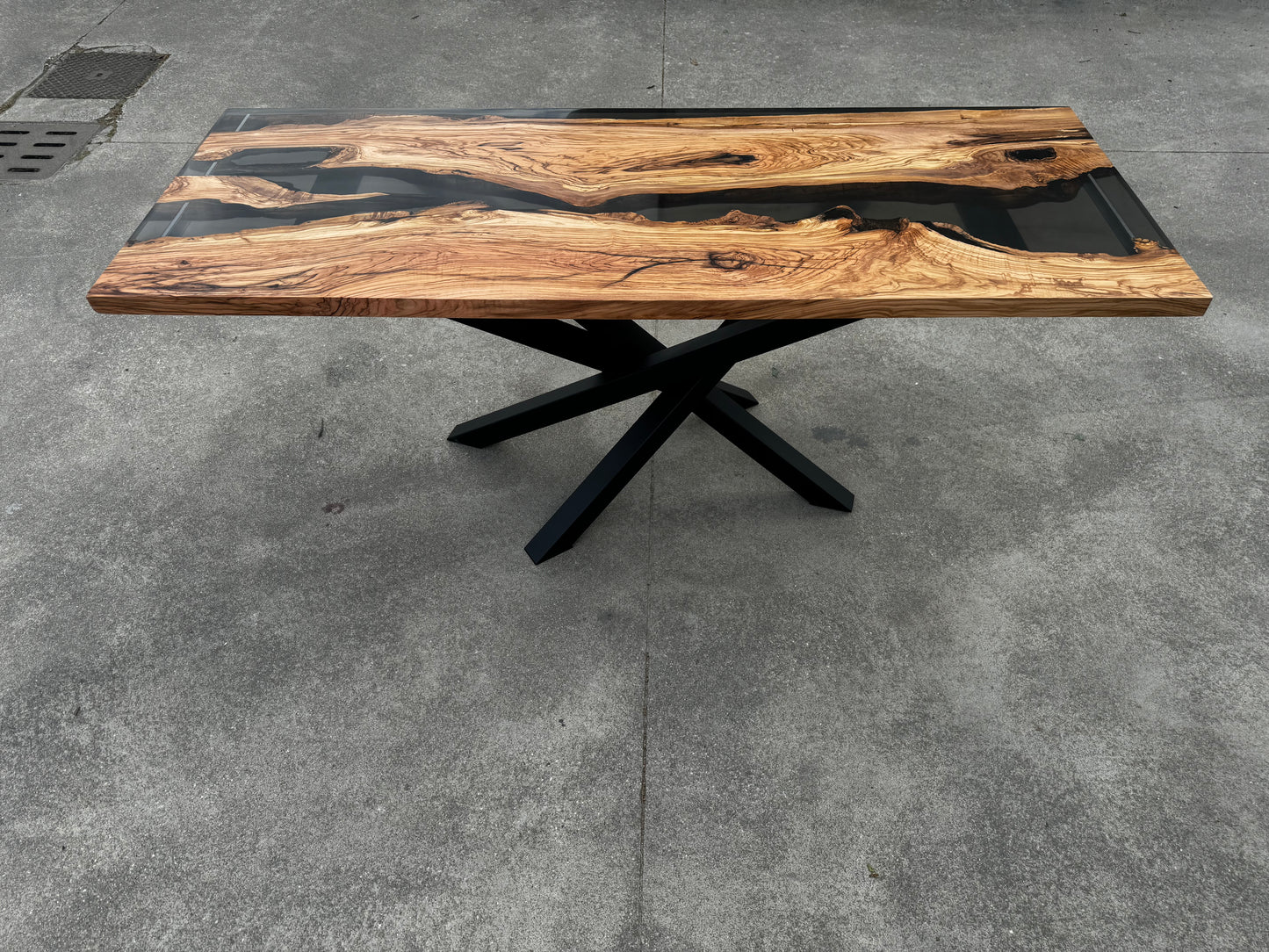 DELTA - River Table in legno e resina