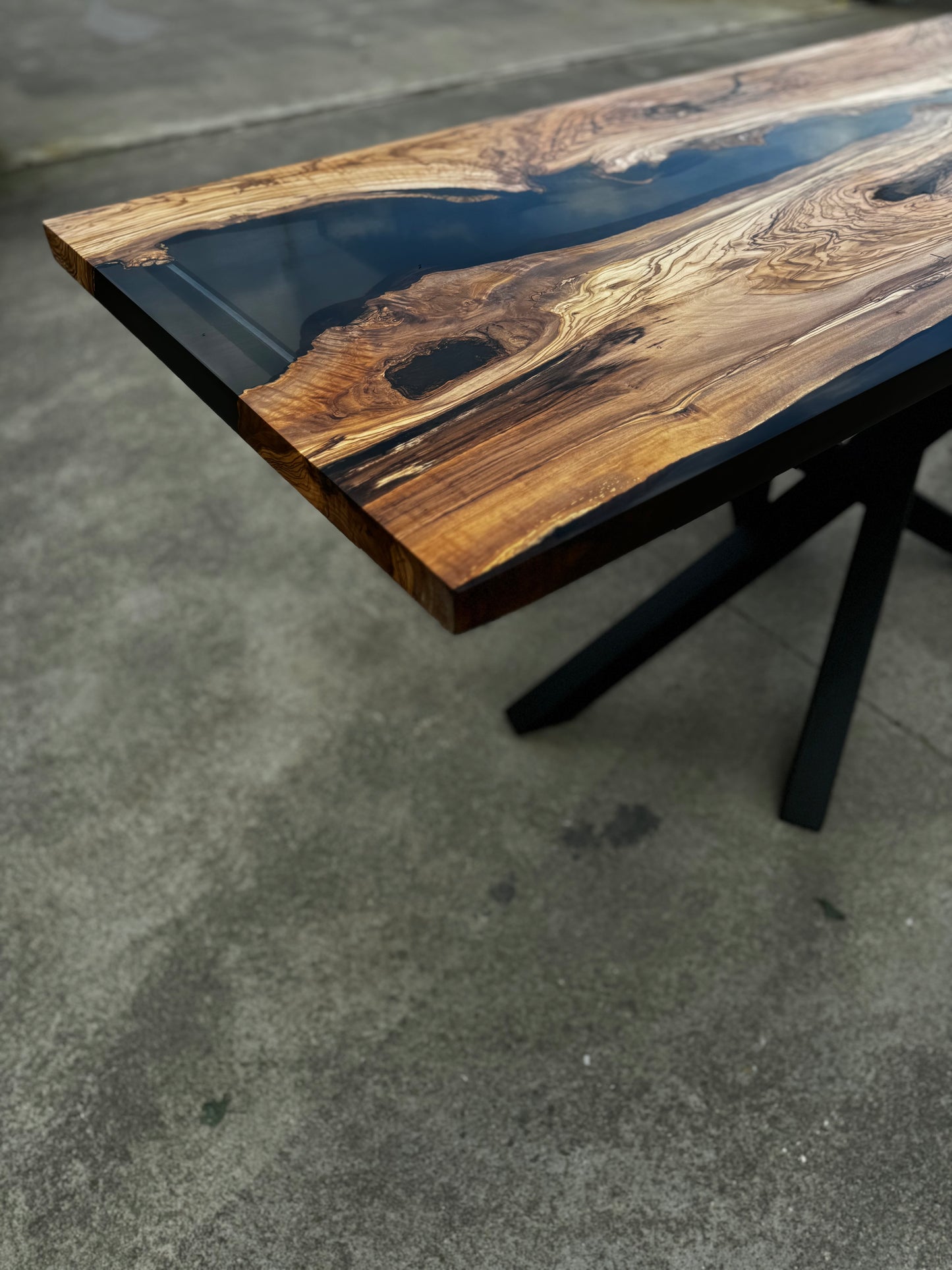 DELTA - River Table in legno e resina