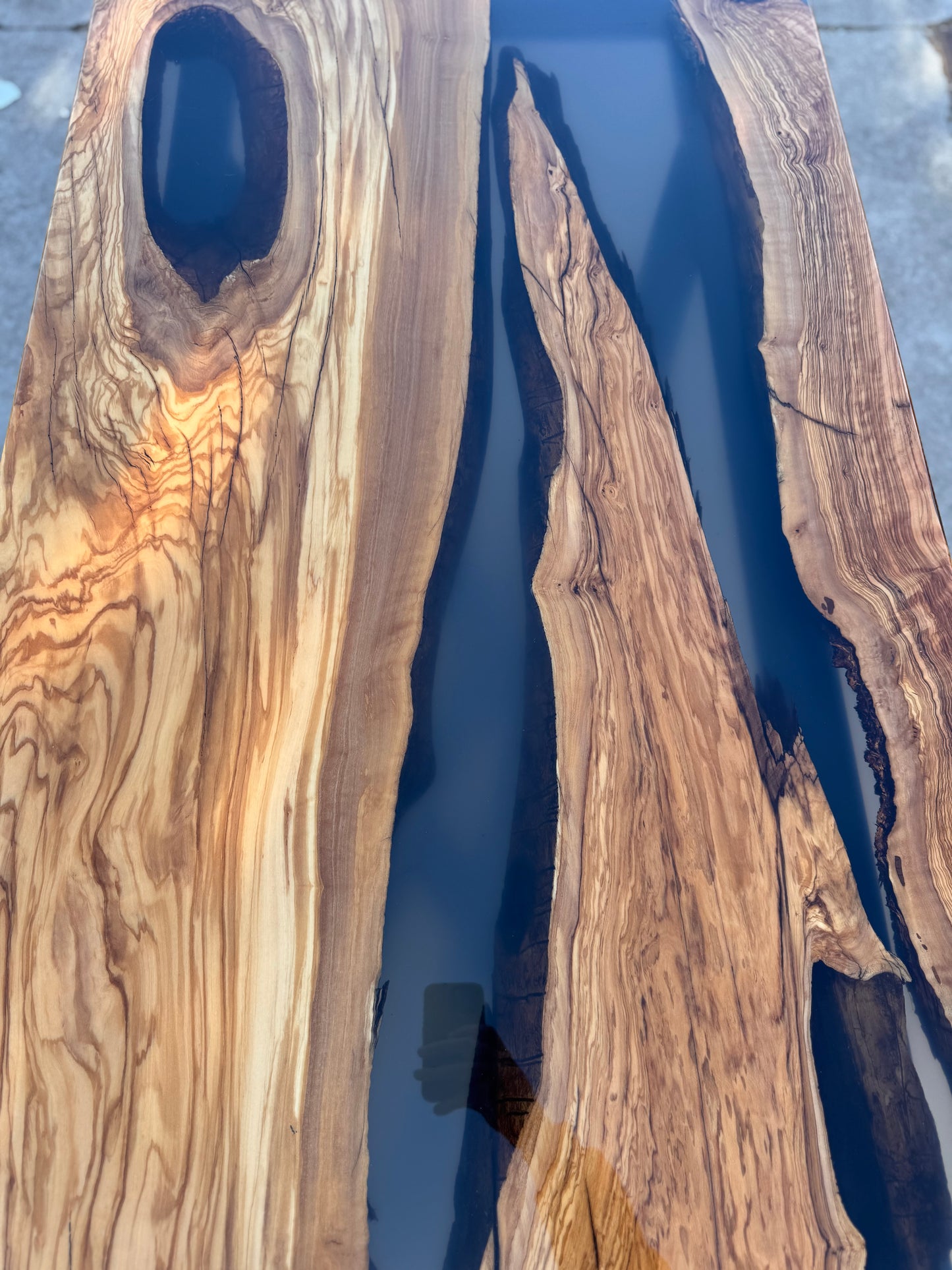 Lama - Tavolo da pranzo in legno e resina