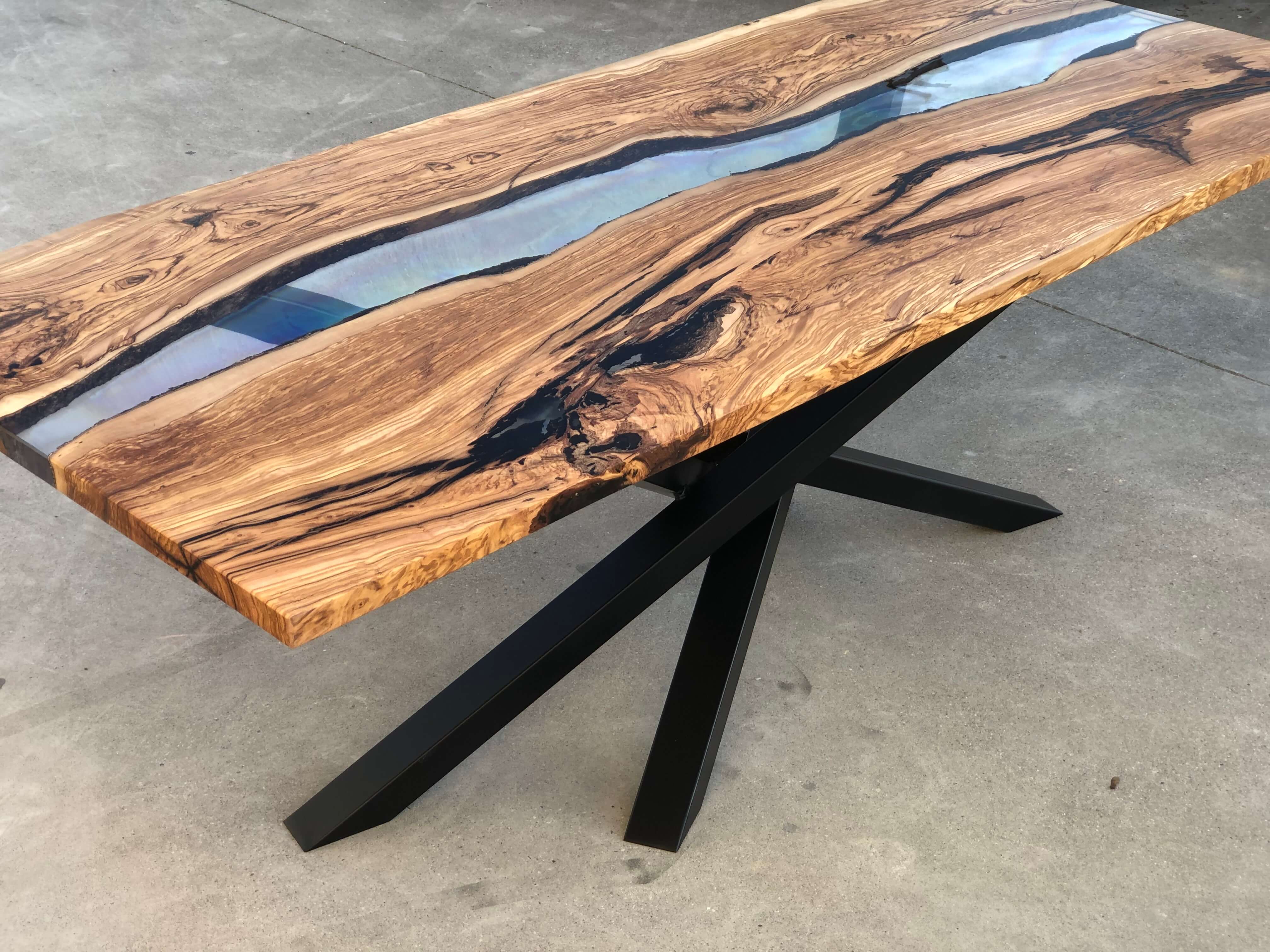 Olivia - Custom made wood and resin dining table – Hood