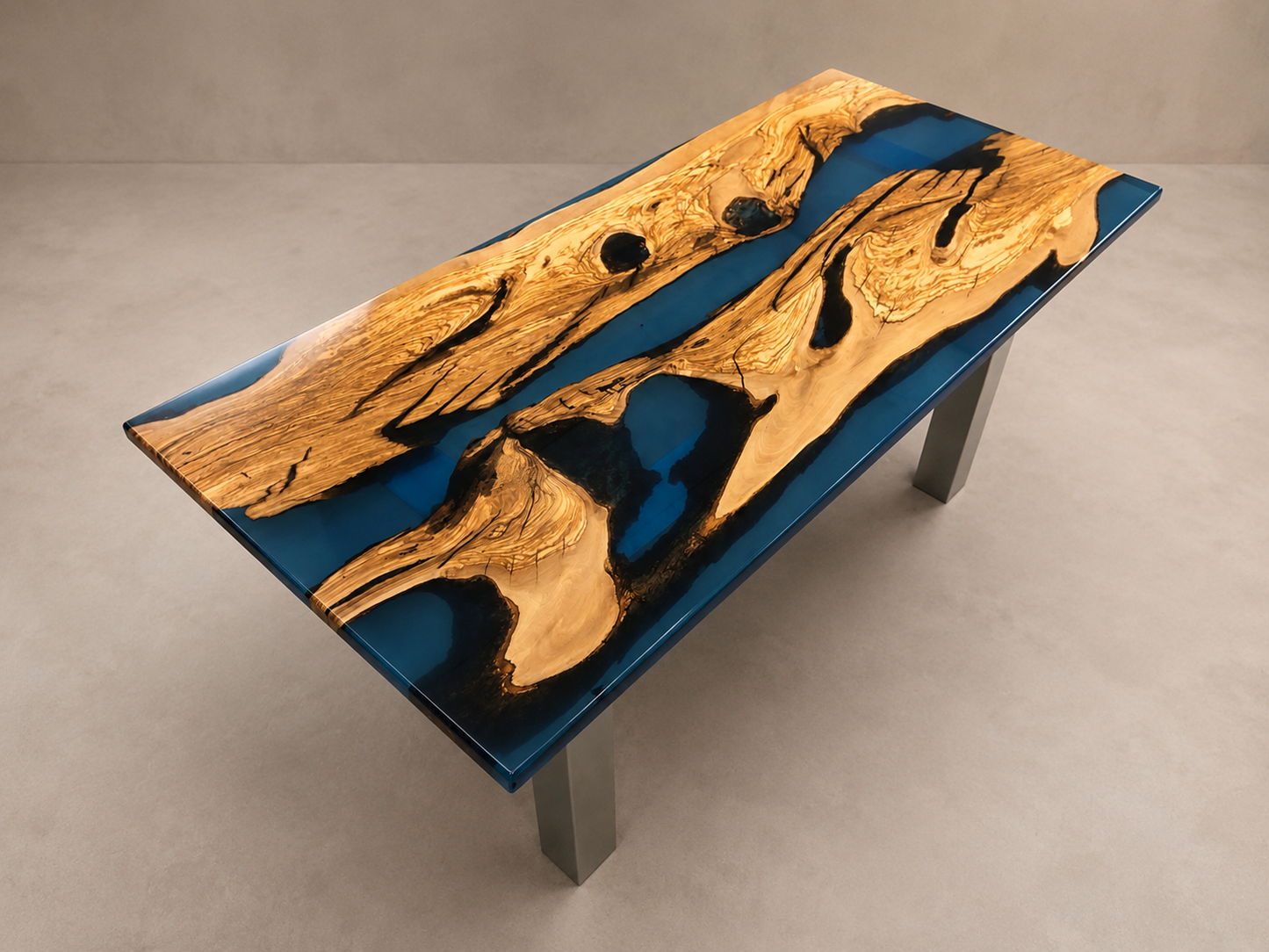 Crystal - Tavolo in legno e resina