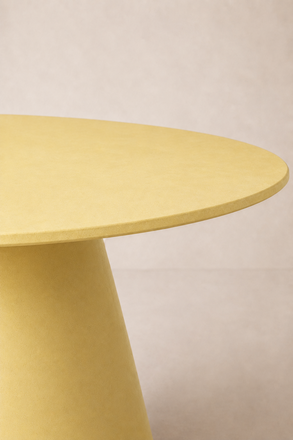 Evo - Tavolo ovale in microcemento giallo limone