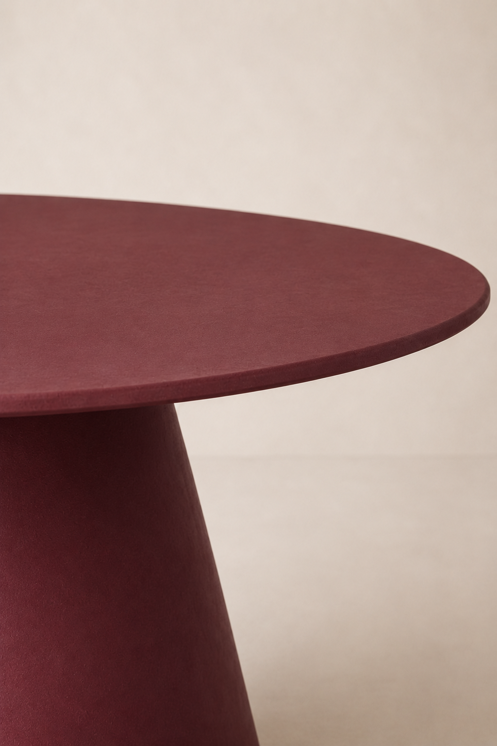 Evo - Tavolo ovale in microcemento rosso burgundy