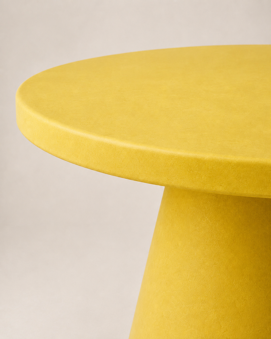 Cono - Tavolo rotondo in microcemento giallo limone