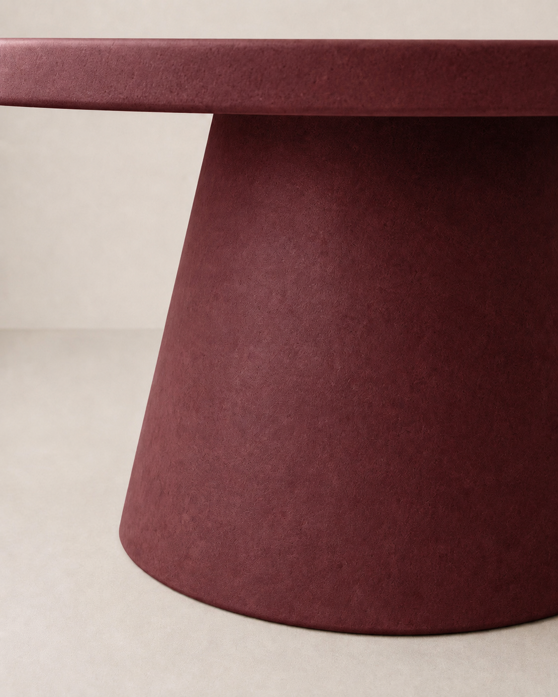 Cono - Tavolo rotondo in microcemento rosso burgundy