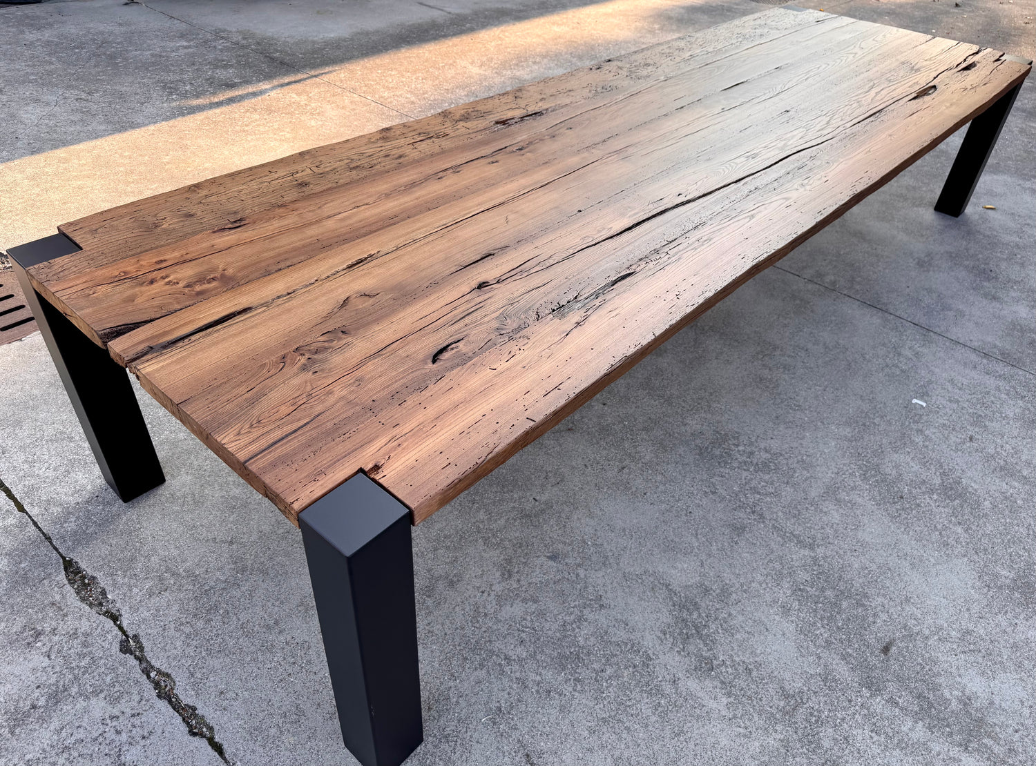 Tavolo in trave di olmo centenario